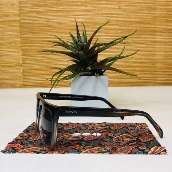 KOMONO Sunglasses Black Gray NEW - Picture 9 of 12